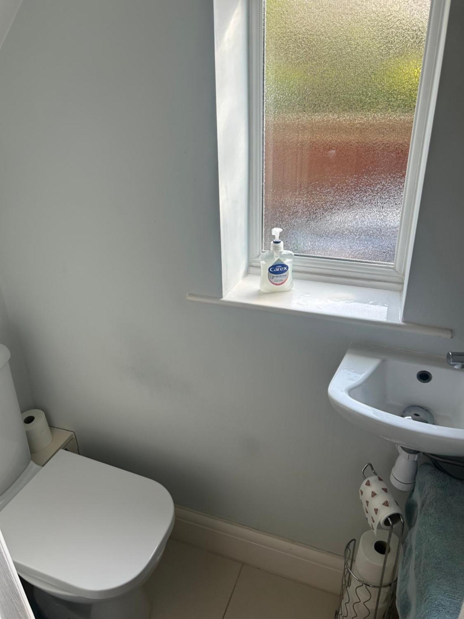 Lovely, Large Double Bedroom With Park View In Home Hazel Grove Exteriör bild