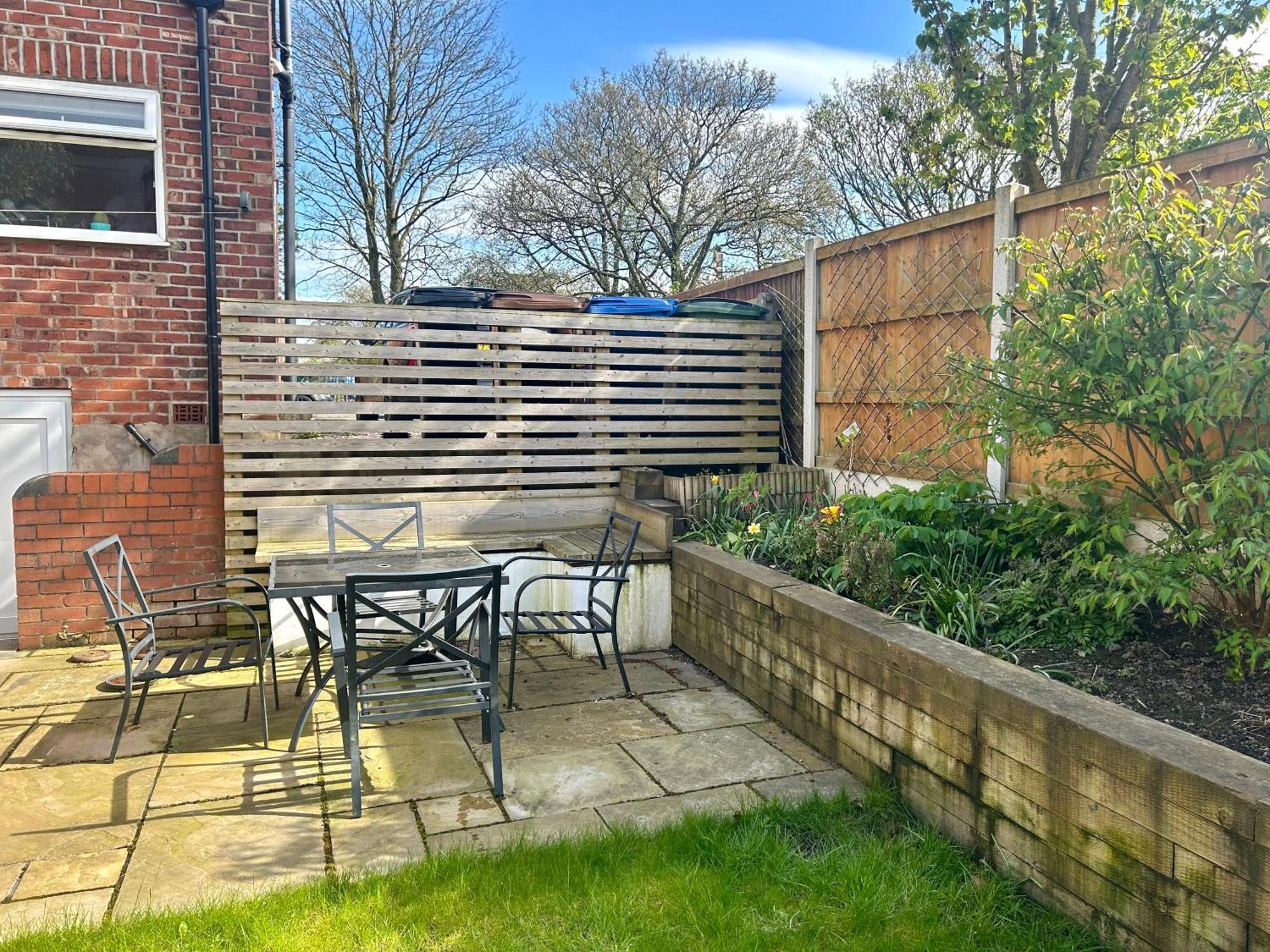 Lovely, Large Double Bedroom With Park View In Home Hazel Grove Exteriör bild