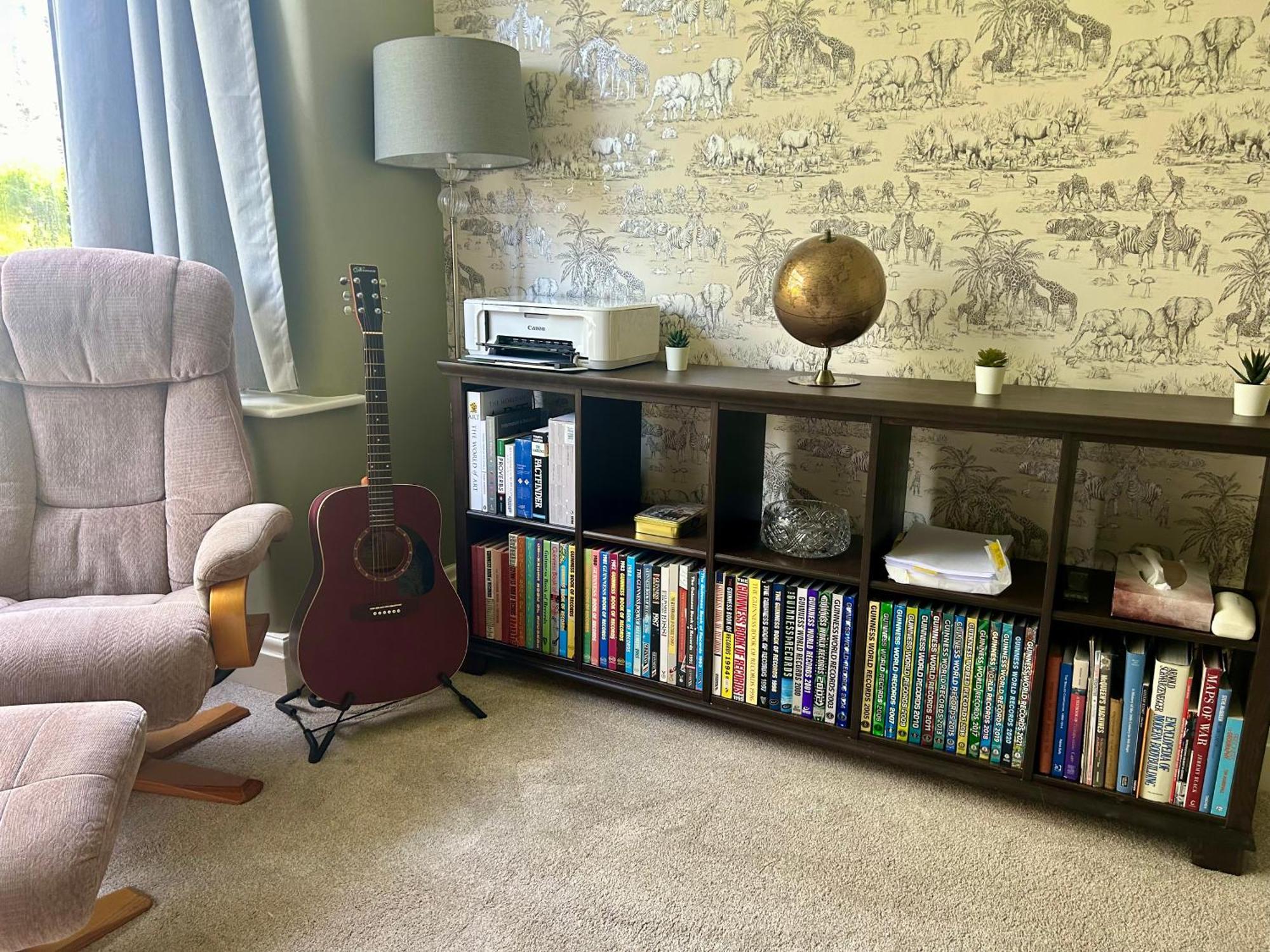 Lovely, Large Double Bedroom With Park View In Home Hazel Grove Exteriör bild